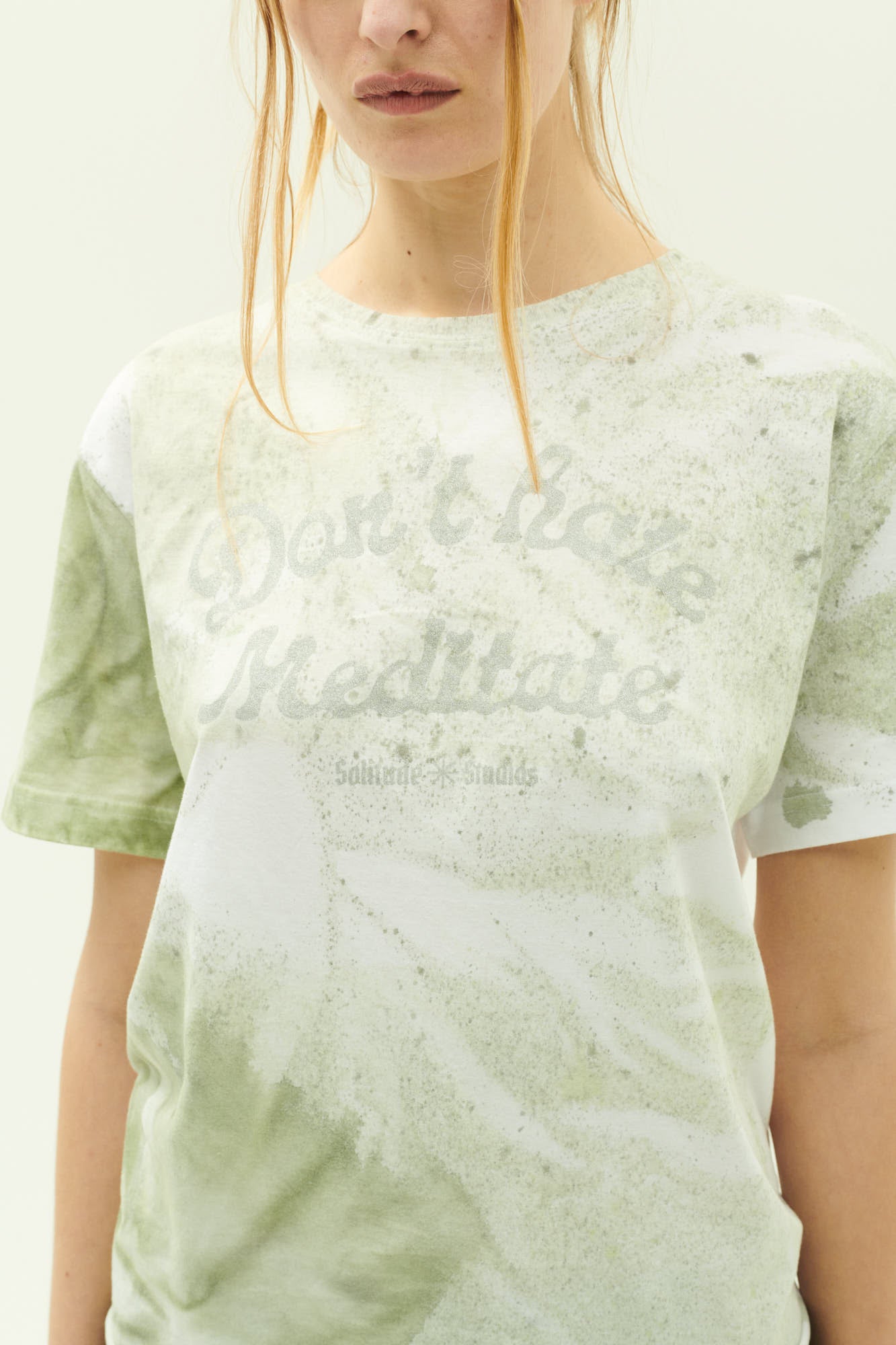 'Algae Don't Hate Meditate' T-Shirt